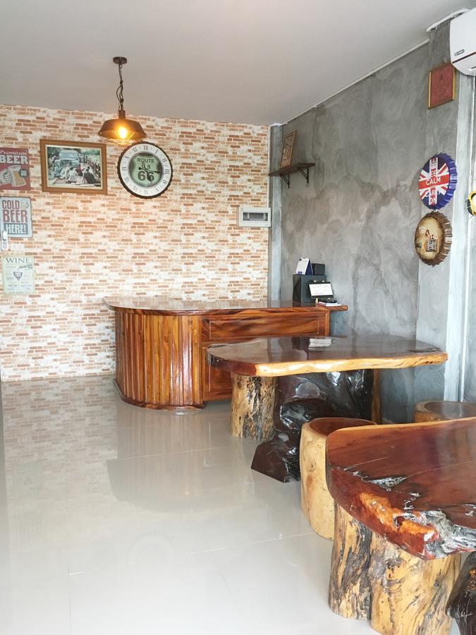 You In House Urt Surathani Airport Surat Thani Buitenkant foto