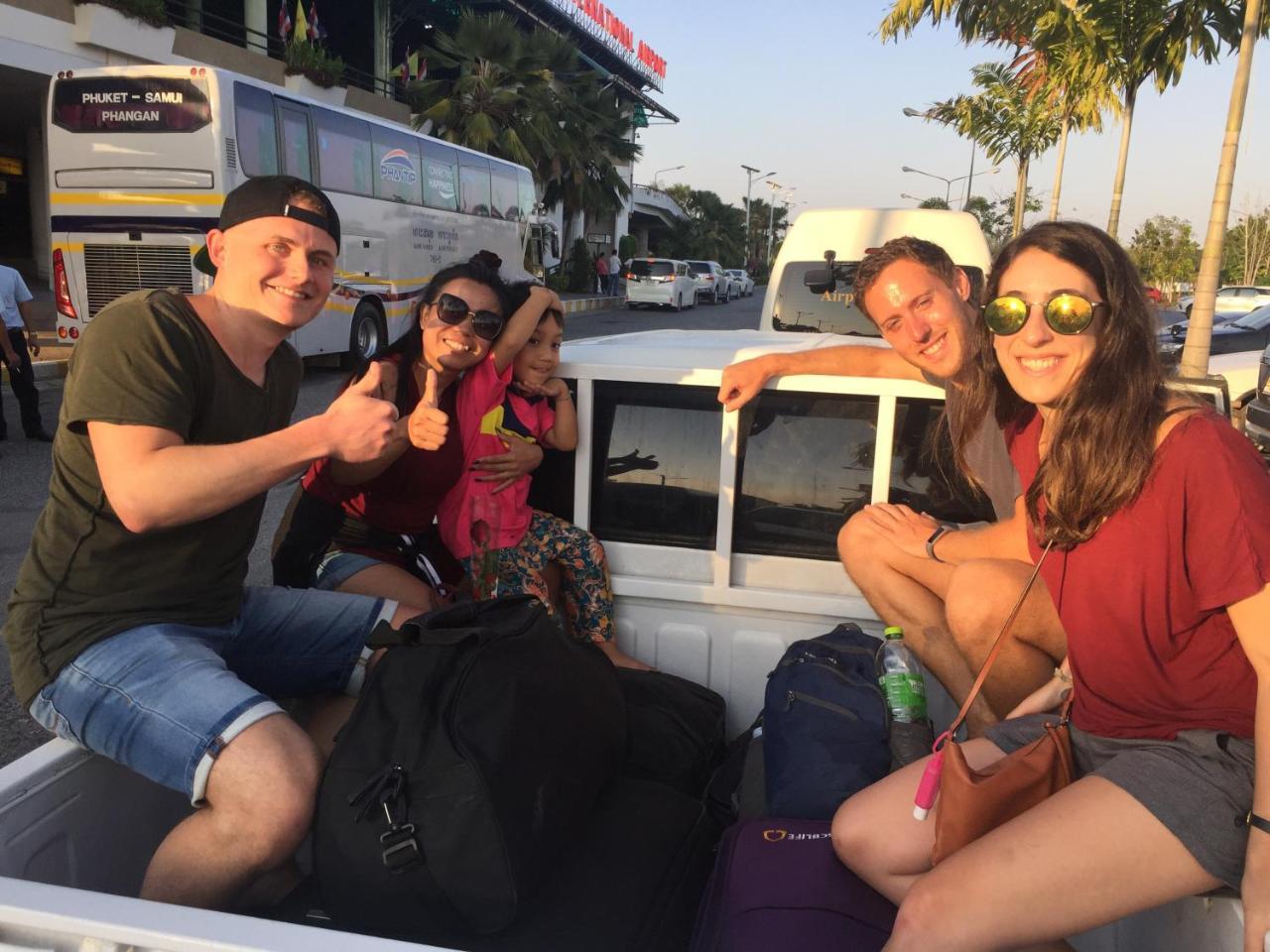 You In House Urt Surathani Airport Surat Thani Buitenkant foto