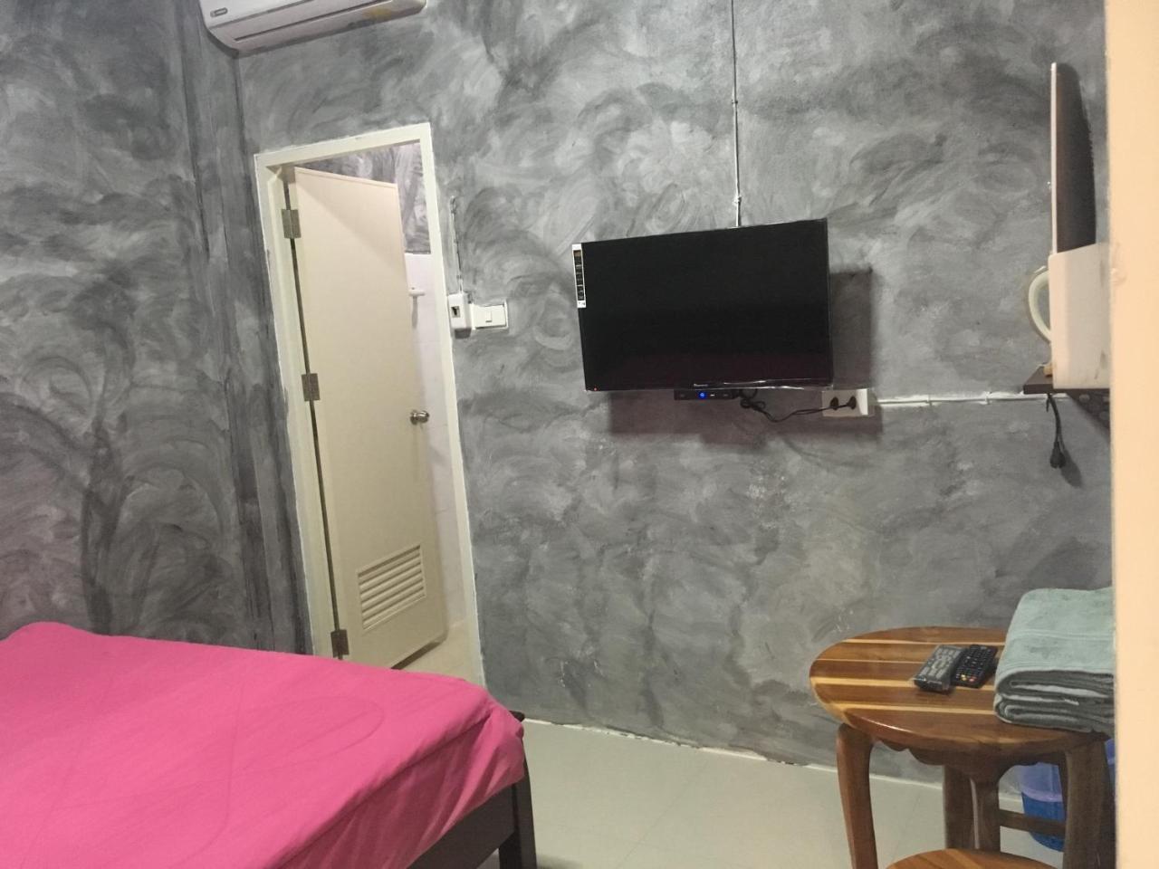 You In House Urt Surathani Airport Surat Thani Buitenkant foto