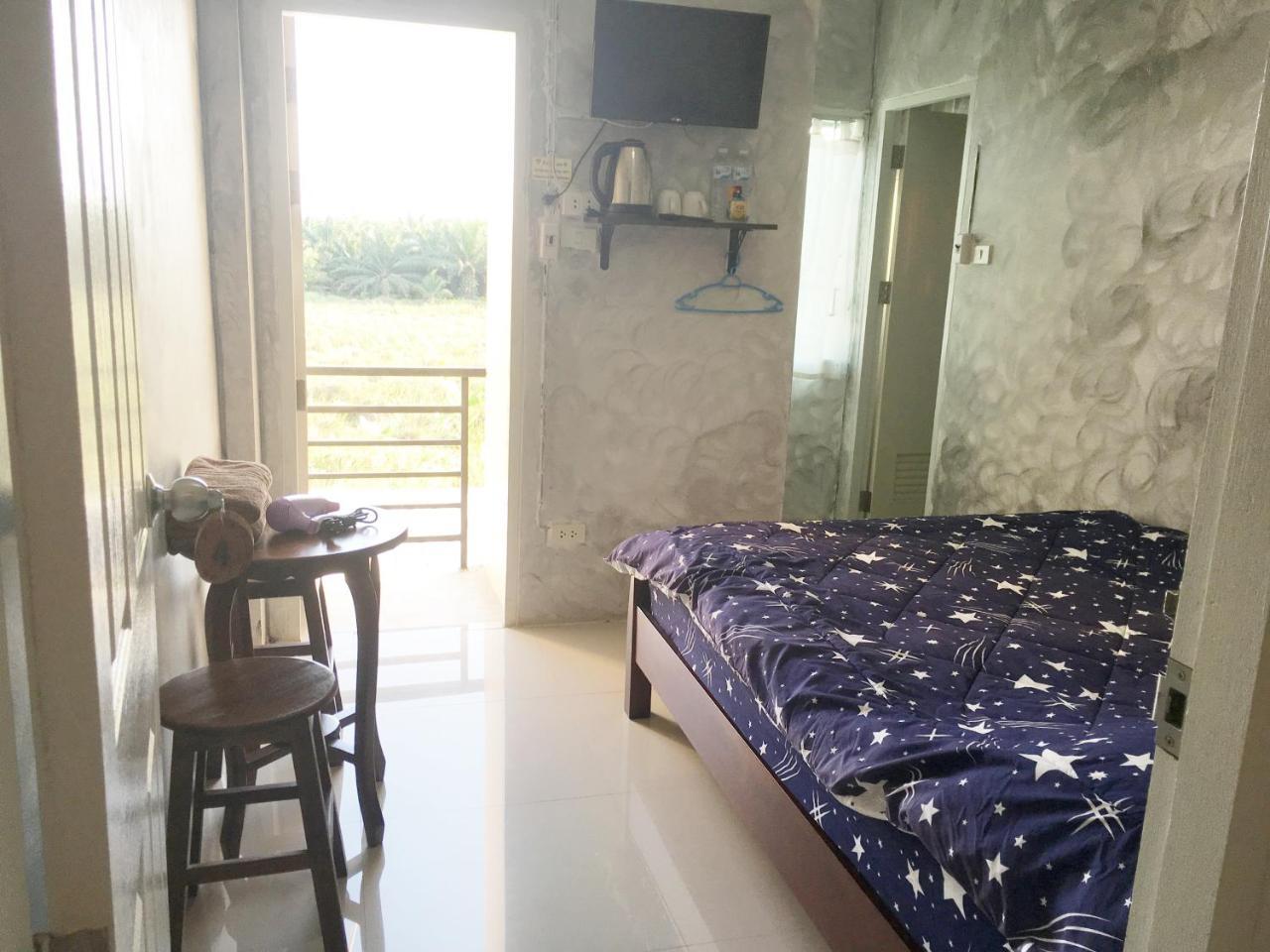 You In House Urt Surathani Airport Surat Thani Buitenkant foto