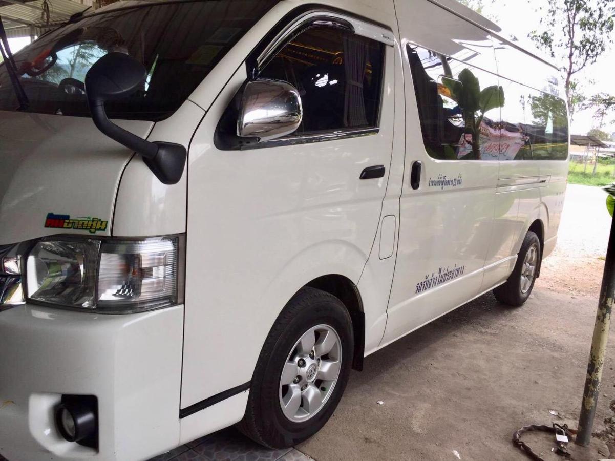 You In House Urt Surathani Airport Surat Thani Buitenkant foto